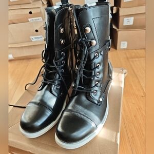 Stylish Black Women's Boots